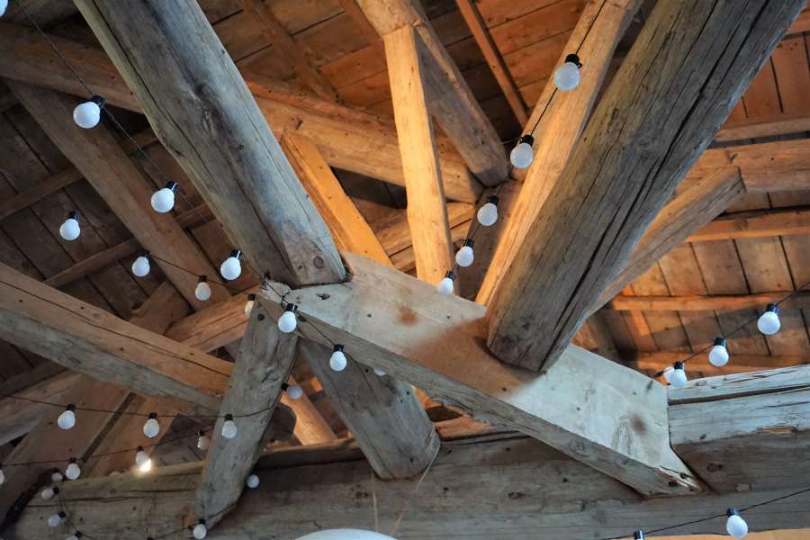 Charpente de la salle des vendanges